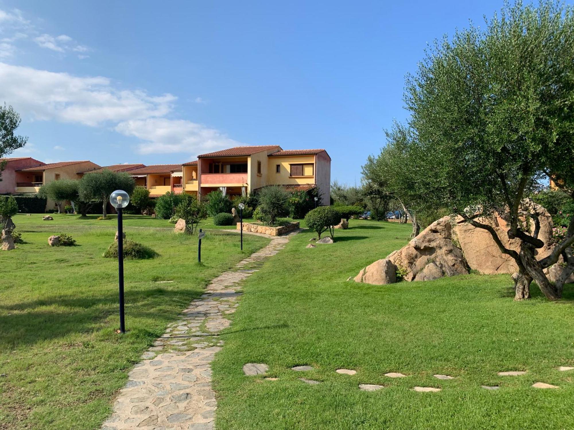 Casa Smeralda: Con Giardino E Vicino Al Mare Punta Molara Экстерьер фото